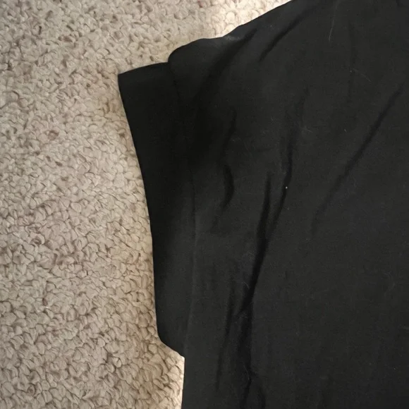 Classic Black Women's Top - Picture 5 of 7